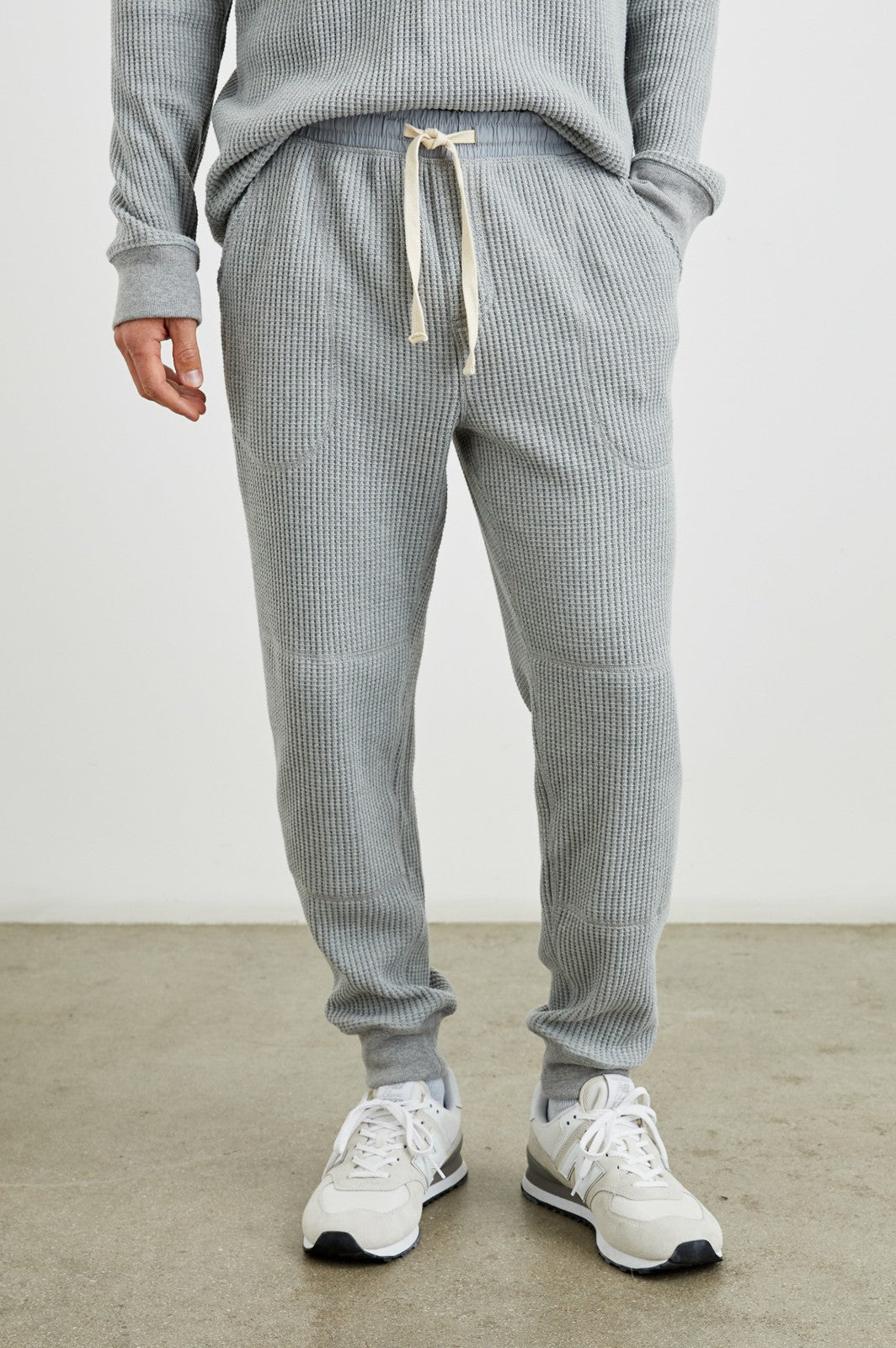 COOPER SWEATPANT - HEATHER GREY| Rails online