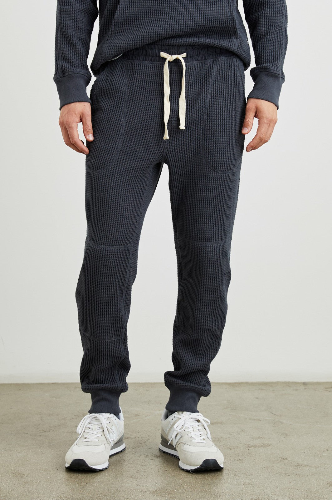 COOPER SWEATPANT - INK| Rails discount