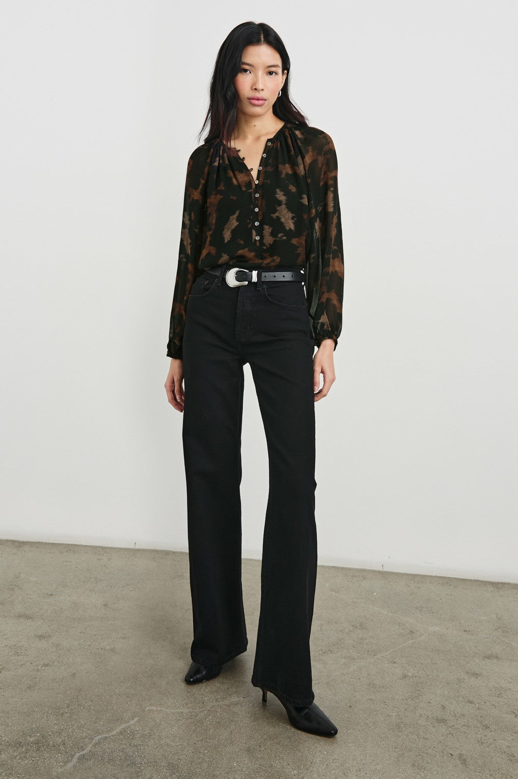 INDI TOP - DIFFUSED SANDSTONE| Rails US