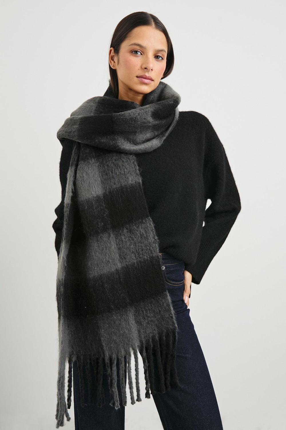 OSLO SCARF - CHARCOAL BLACK| Rails near me
