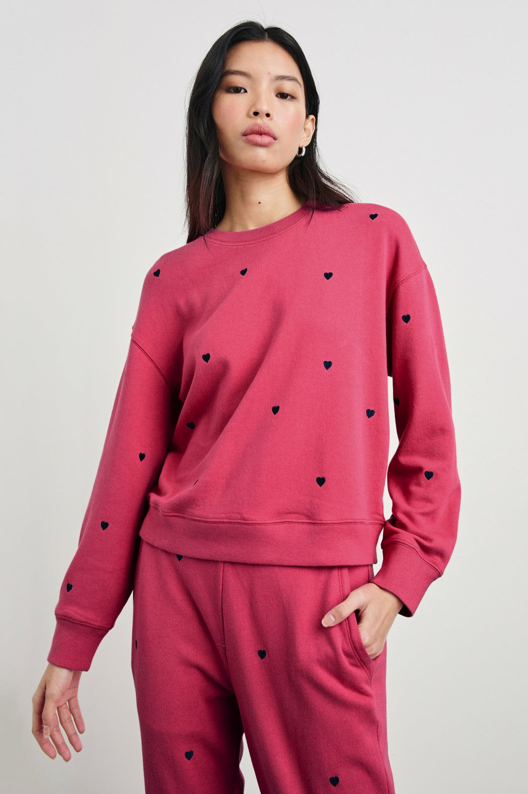 RAMONA SWEATSHIRT - PINK MIDNIGHT HEARTS| Rails near me
