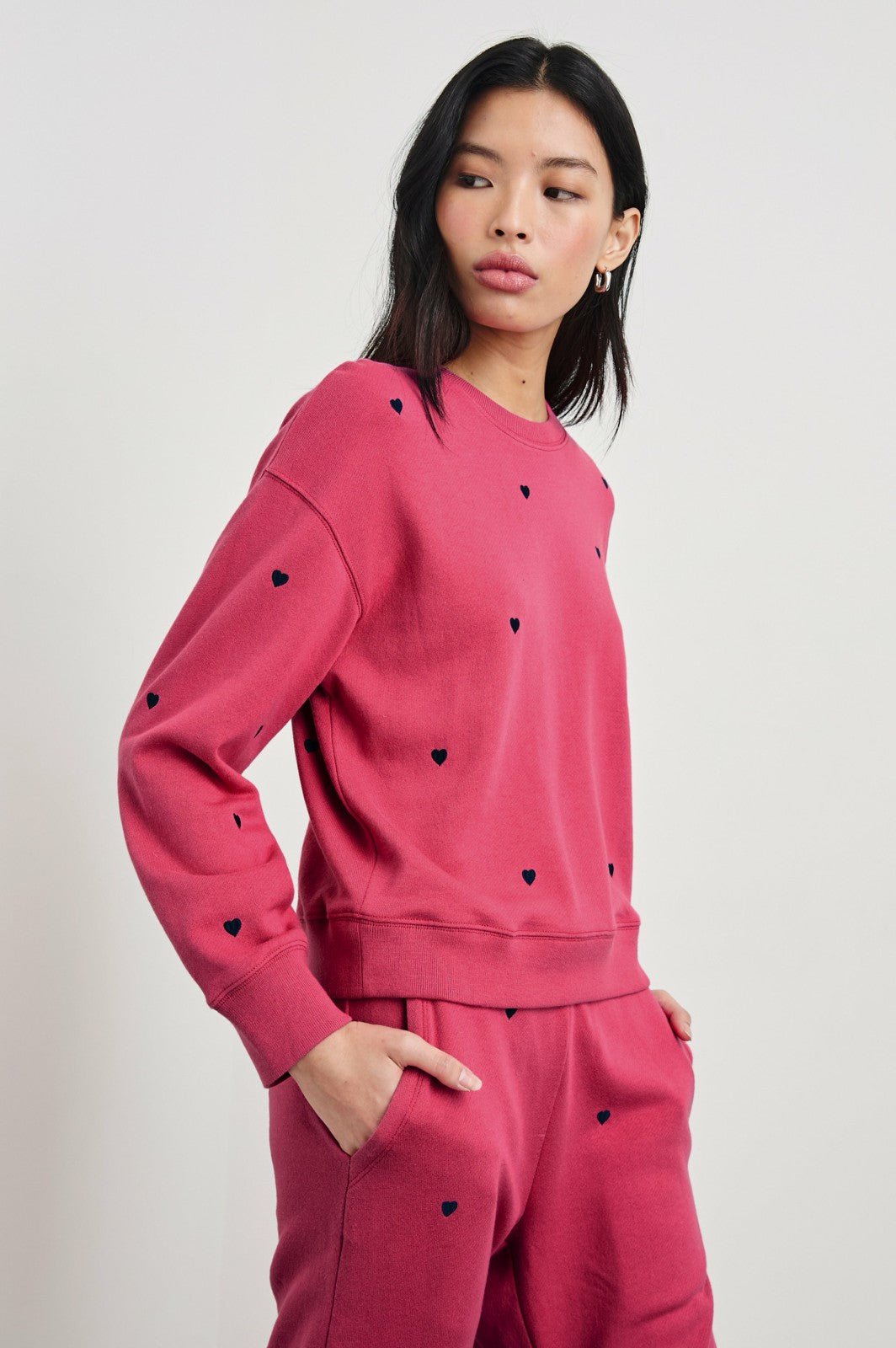 RAMONA SWEATSHIRT - PINK MIDNIGHT HEARTS| Rails near me