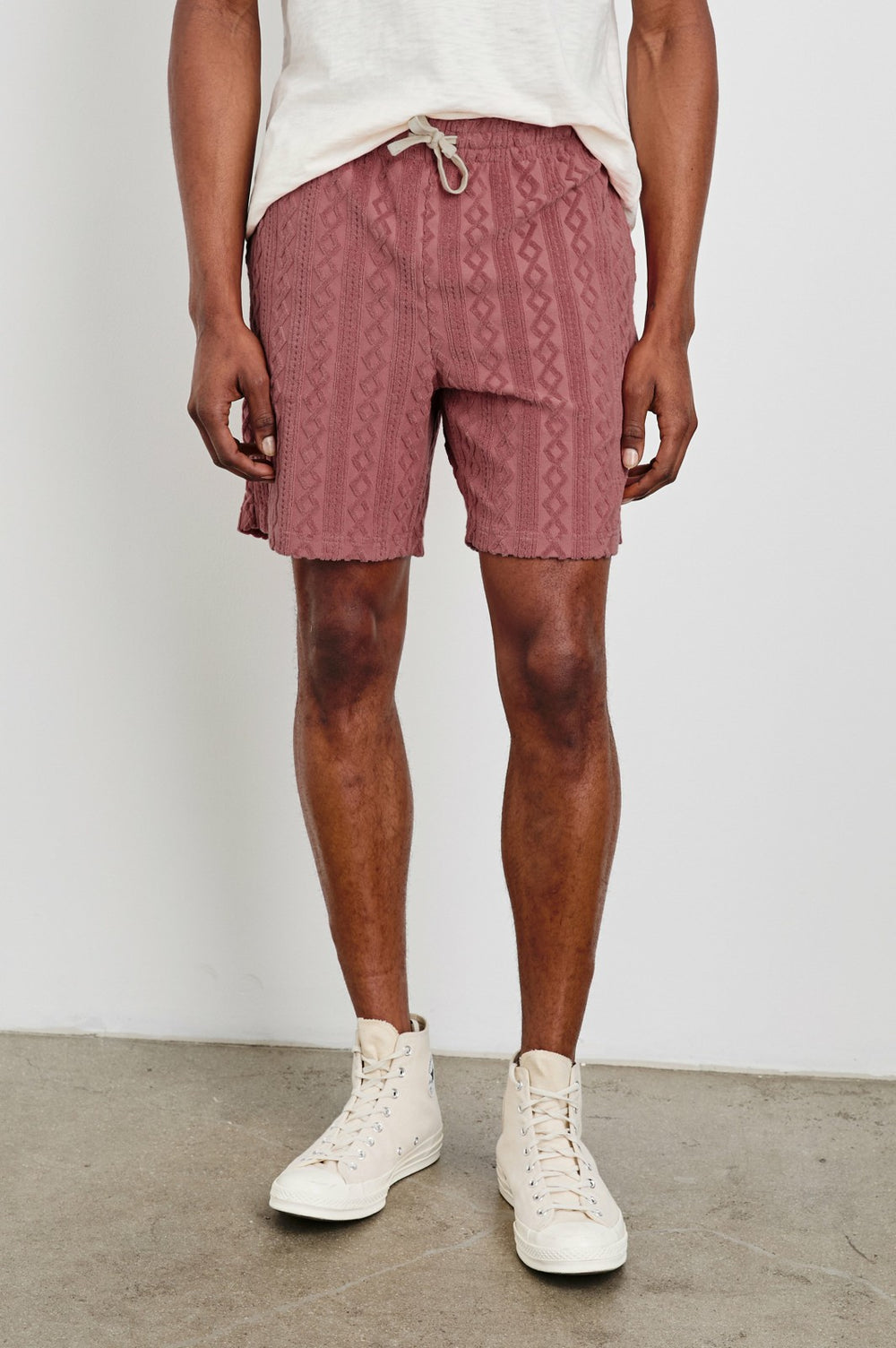 NOVA SHORT - FADED RED| Rails online