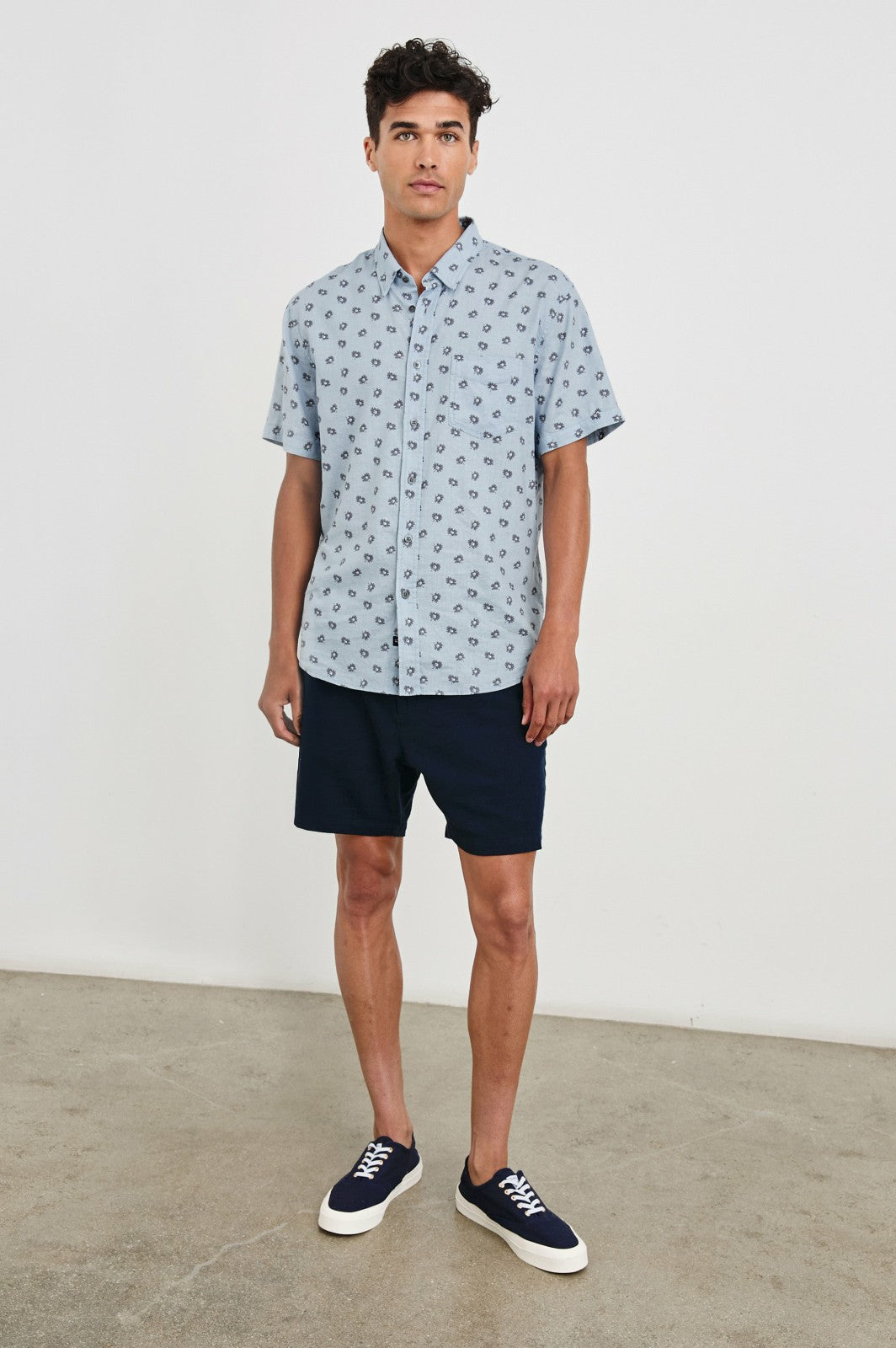 CARSON SHIRT - DAISY TOSS CELESTIAL| Rails outlet