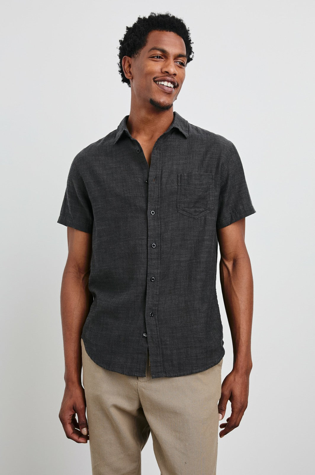 FAIRFAX SHIRT - BLACK CHAMBRAY| Rails on sale