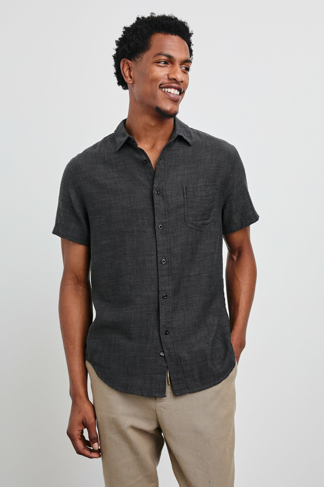 FAIRFAX SHIRT - BLACK CHAMBRAY| Rails on sale