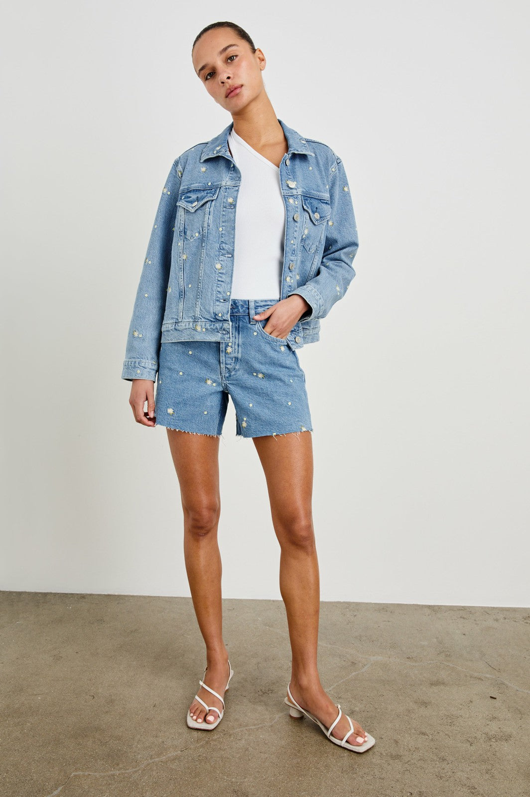 MESA SHORT - INDIGO FLORAL| Rails sale