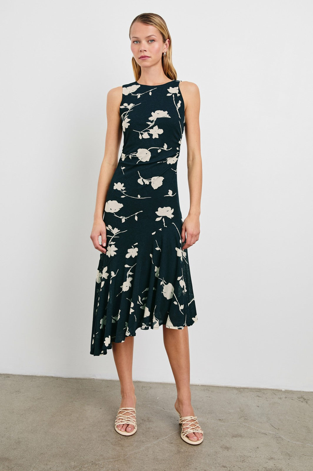 DAIJA DRESS - MIDNIGHT ROSES| Rails on sale