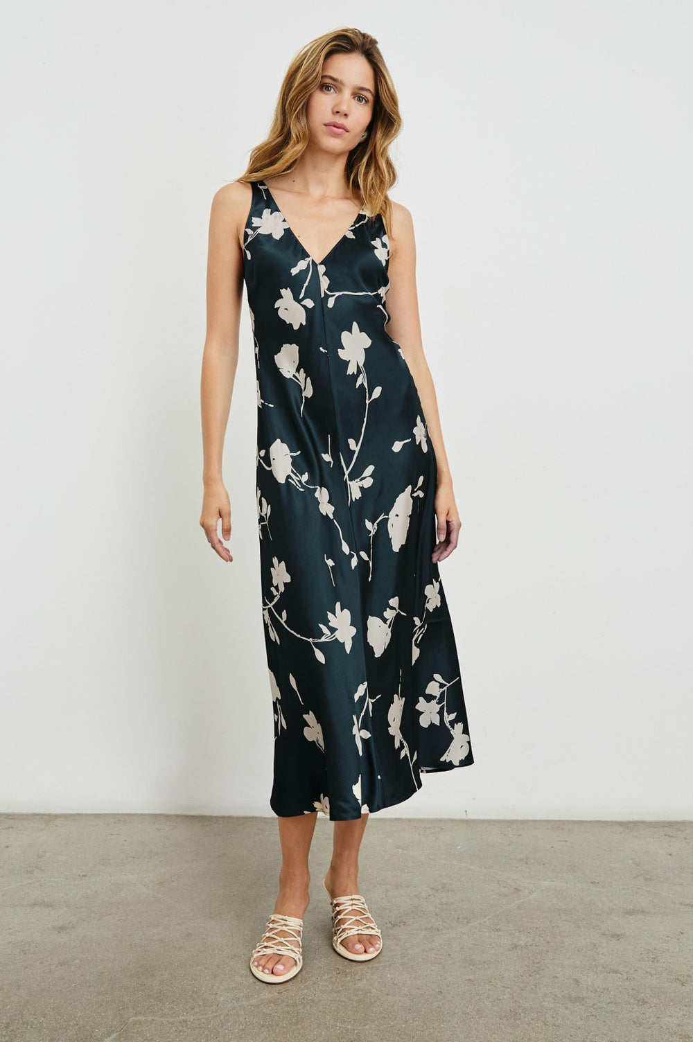 CAMELLIA DRESS - MIDNIGHT ROSES| Rails for sale