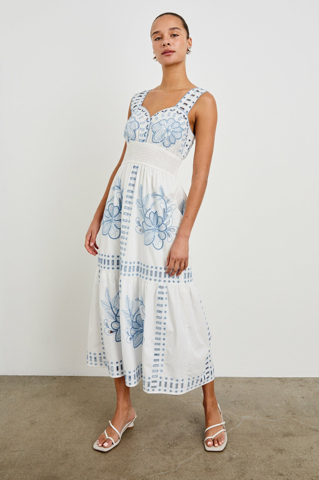 FAWN DRESS - WHITE BLUE EMBROIDERY| Rails outlet