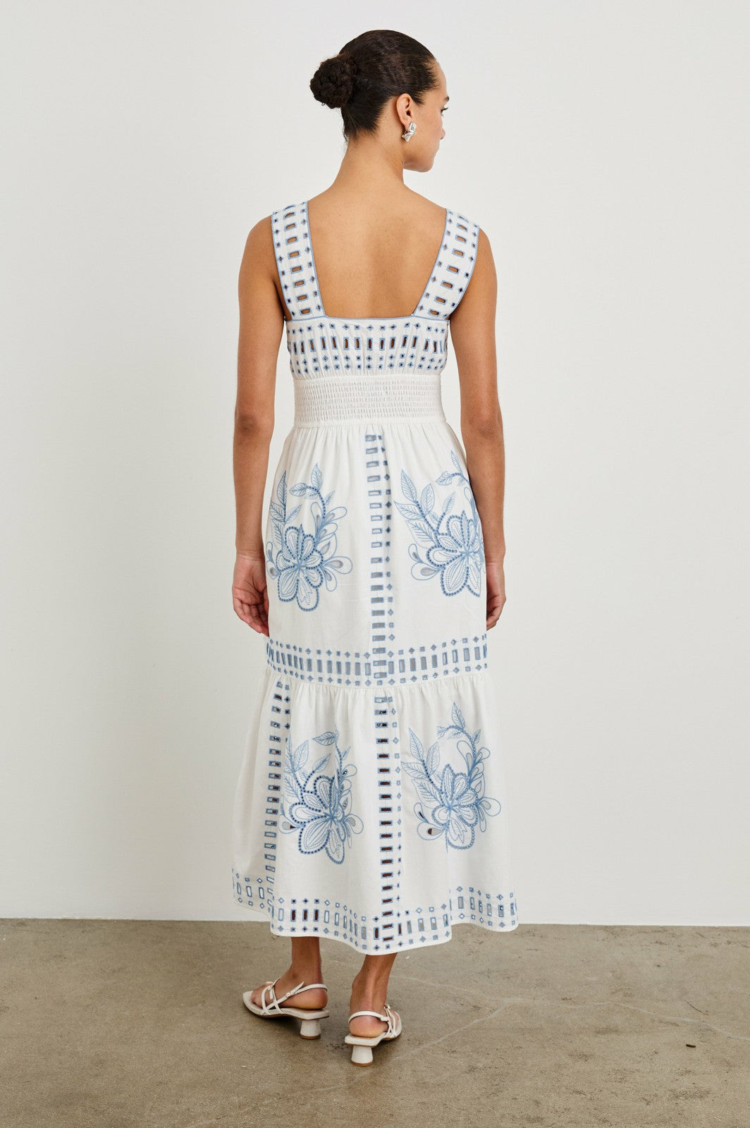 FAWN DRESS - WHITE BLUE EMBROIDERY| Rails outlet