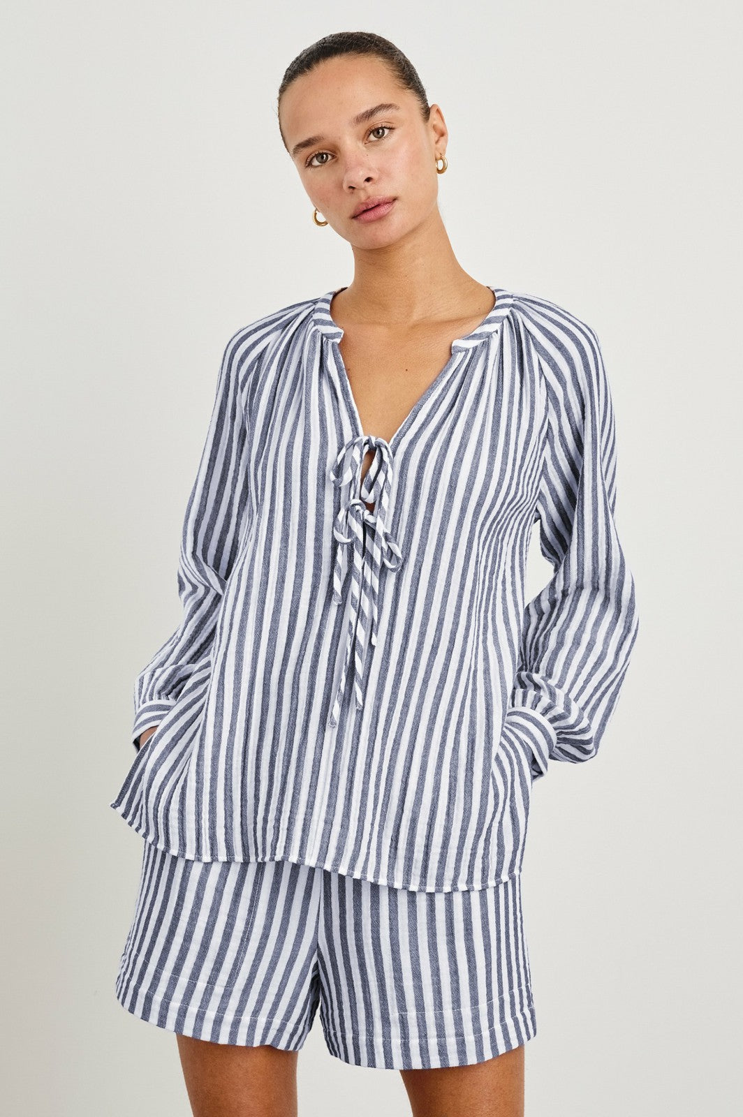 BRIELLE TOP - ADMIRAL STRIPE| Rails online