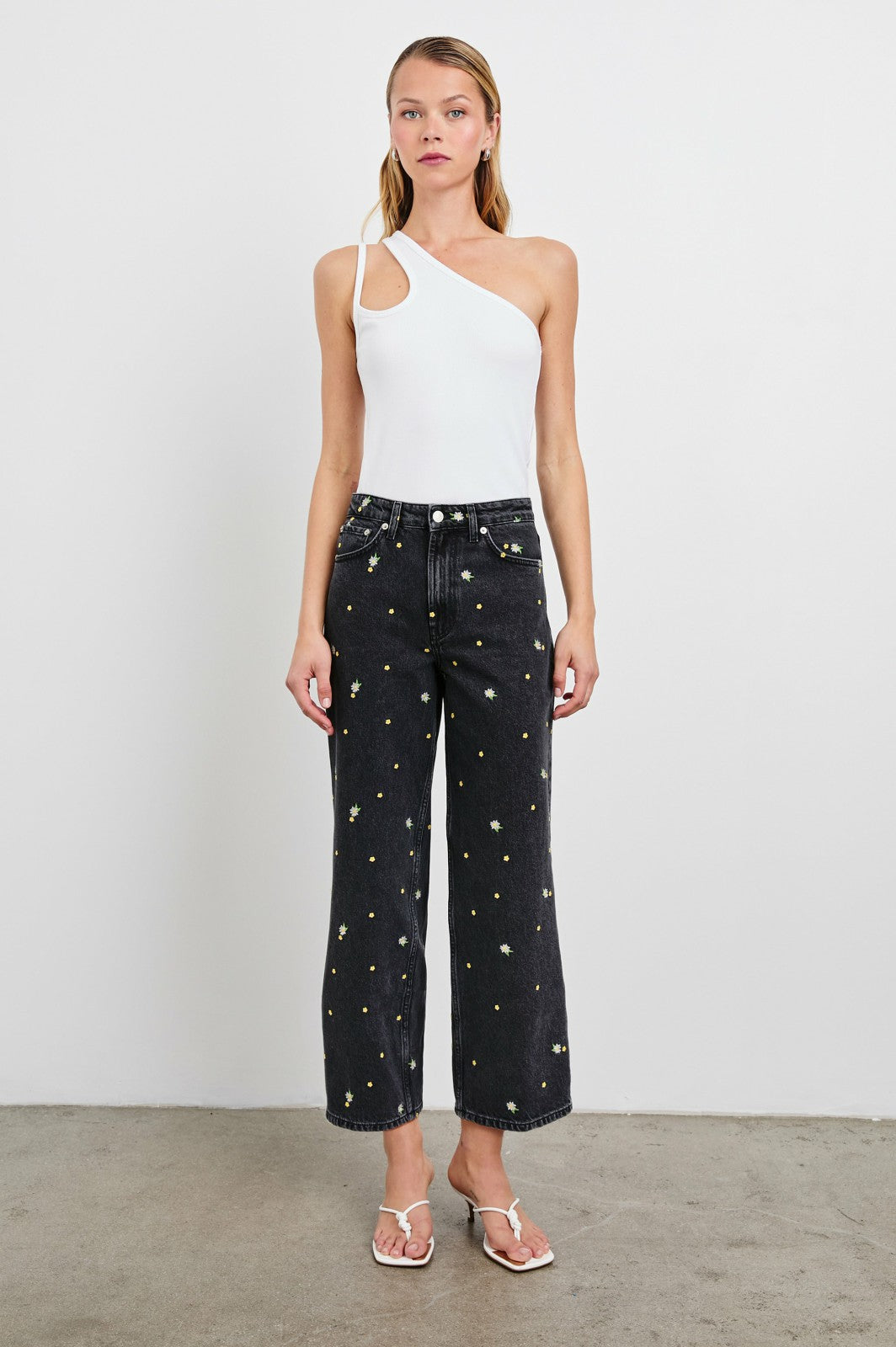 HIRA TOP - WHITE| Rails discount
