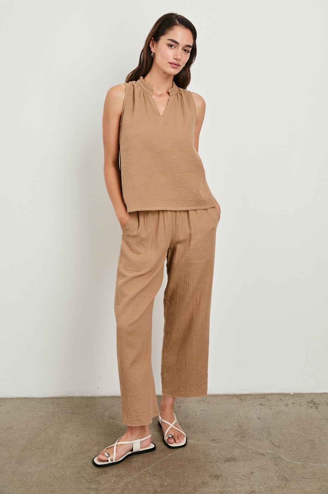 CHRISTY TOP - TAUPE| Rails near me