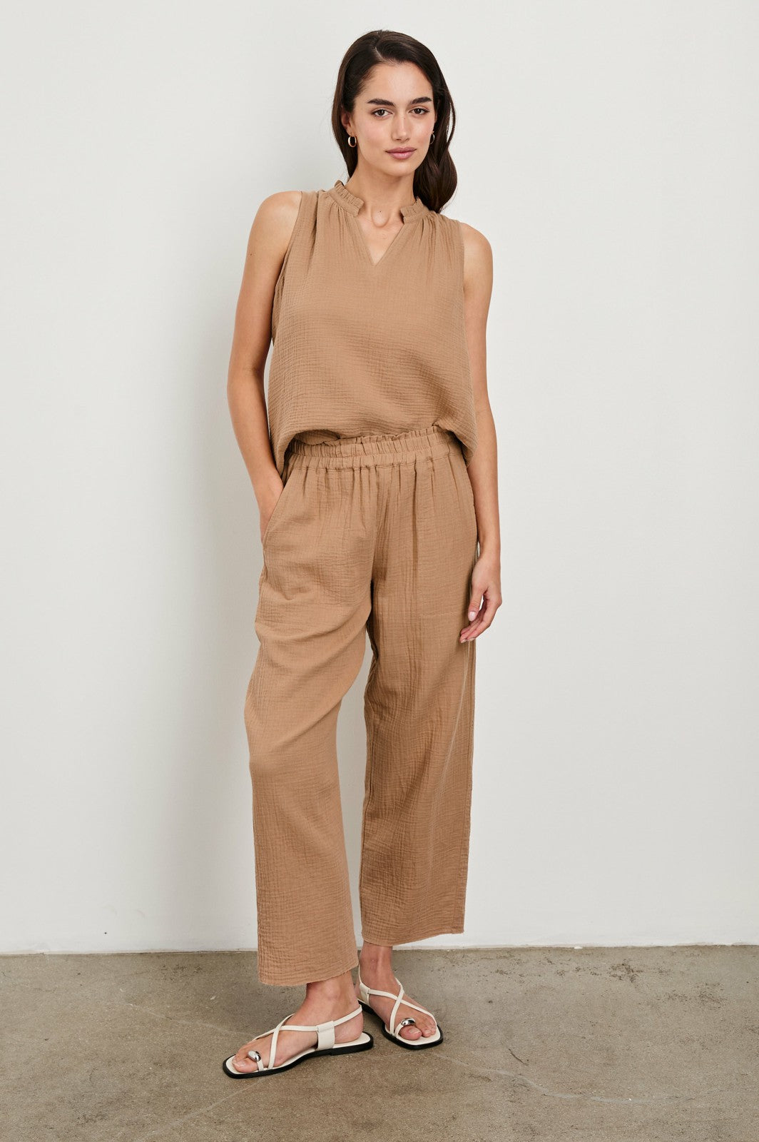 CHRISTY TOP - TAUPE| Rails near me
