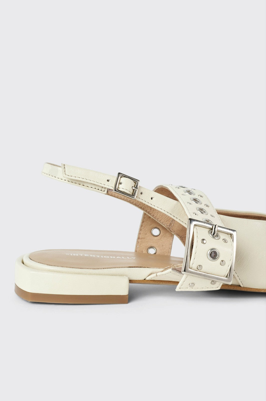 INTENTIONALLY BLANK PEARL BALLET FLAT - CREAM| Rails online
