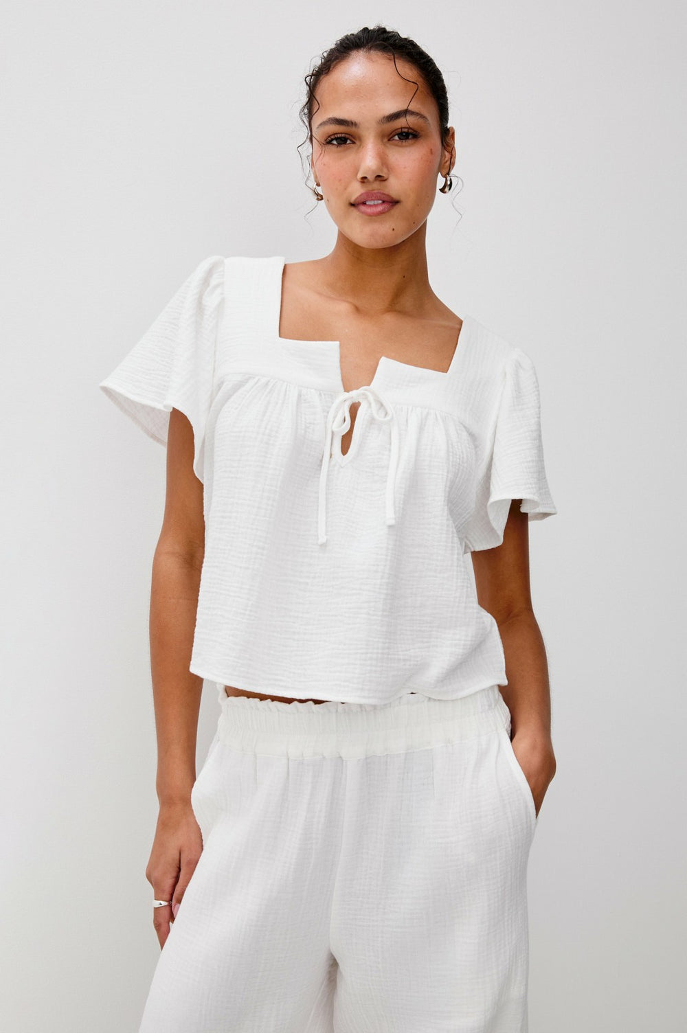 CASIE TOP - WHITE| Rails near me