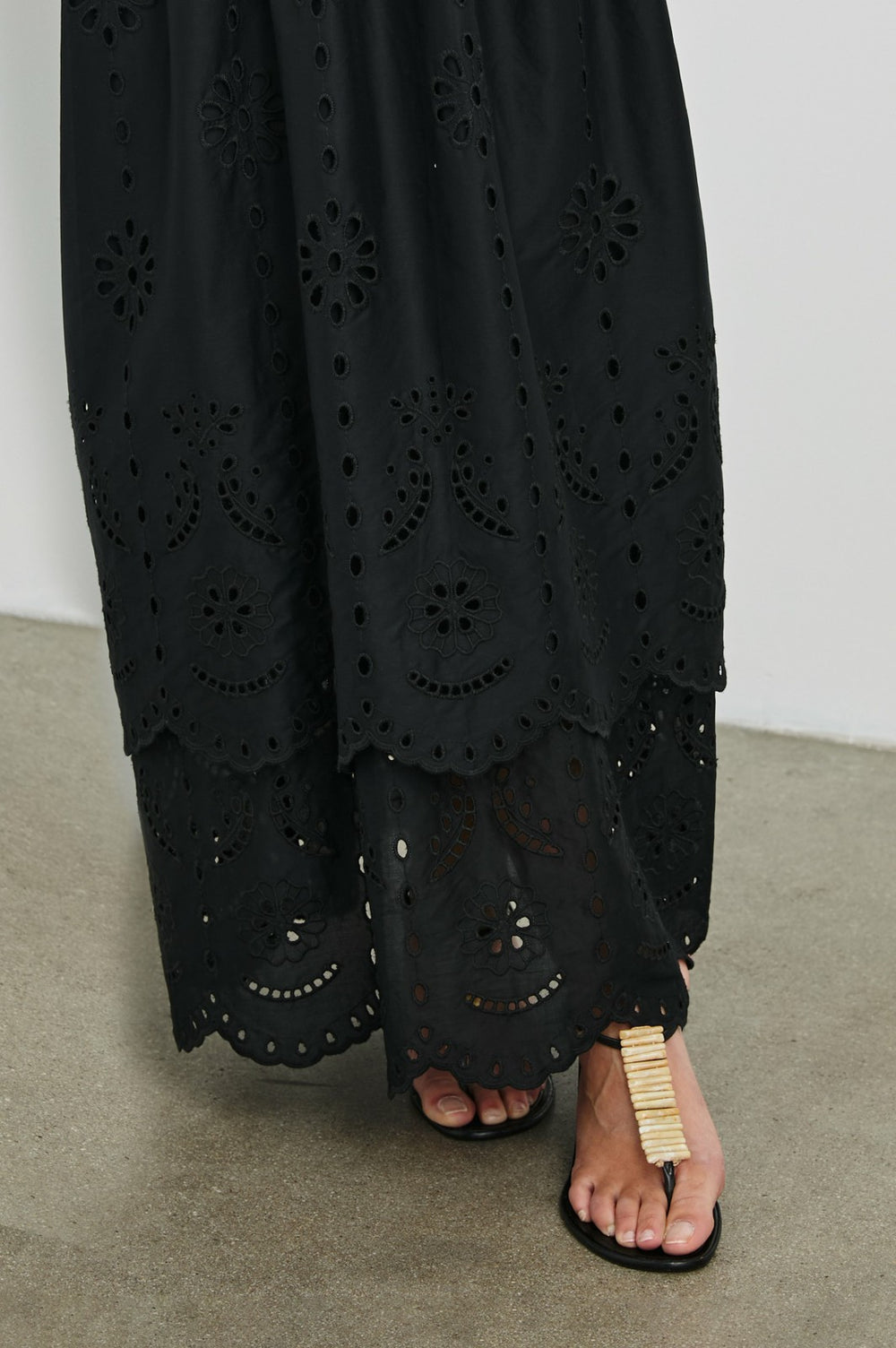 LAVINA DRESS - BLACK| Rails near me