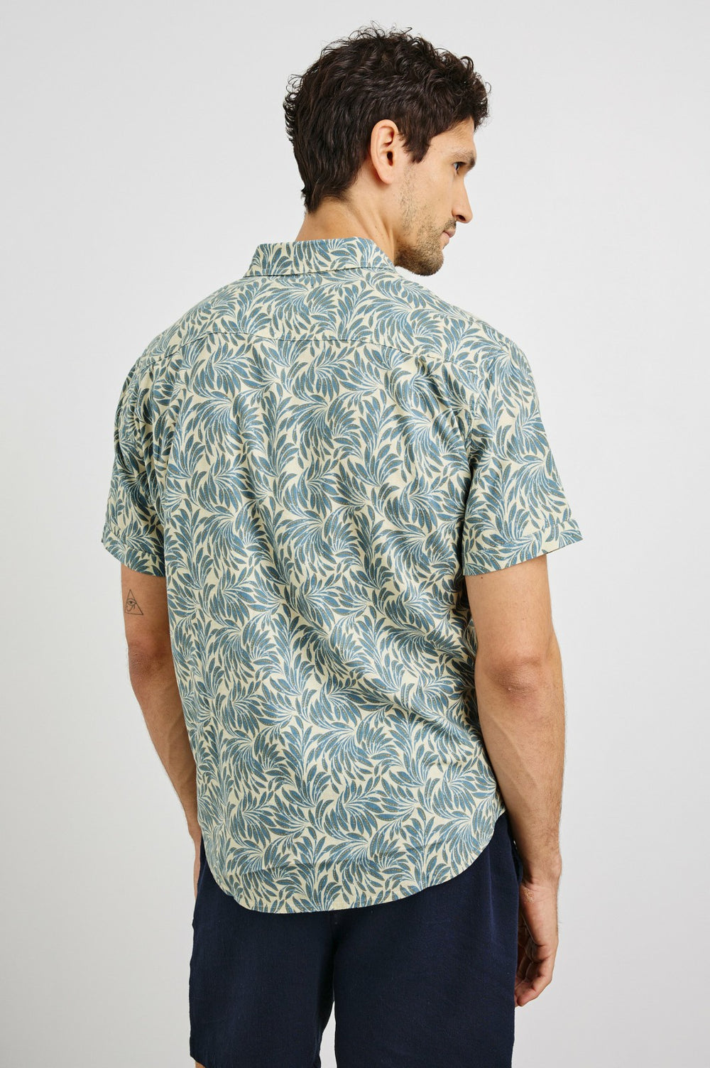 CARSON SHIRT - ECRU BANANA LEAF| Rails sale