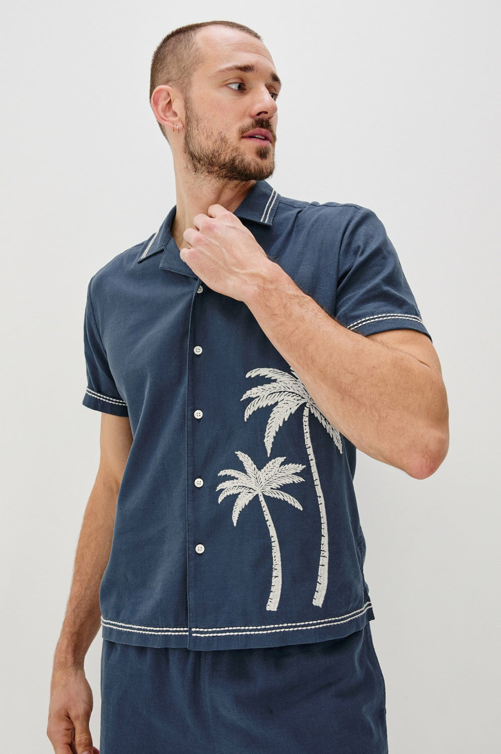 GIBSON SHIRT - NAVY WHITE PALM| Rails sale