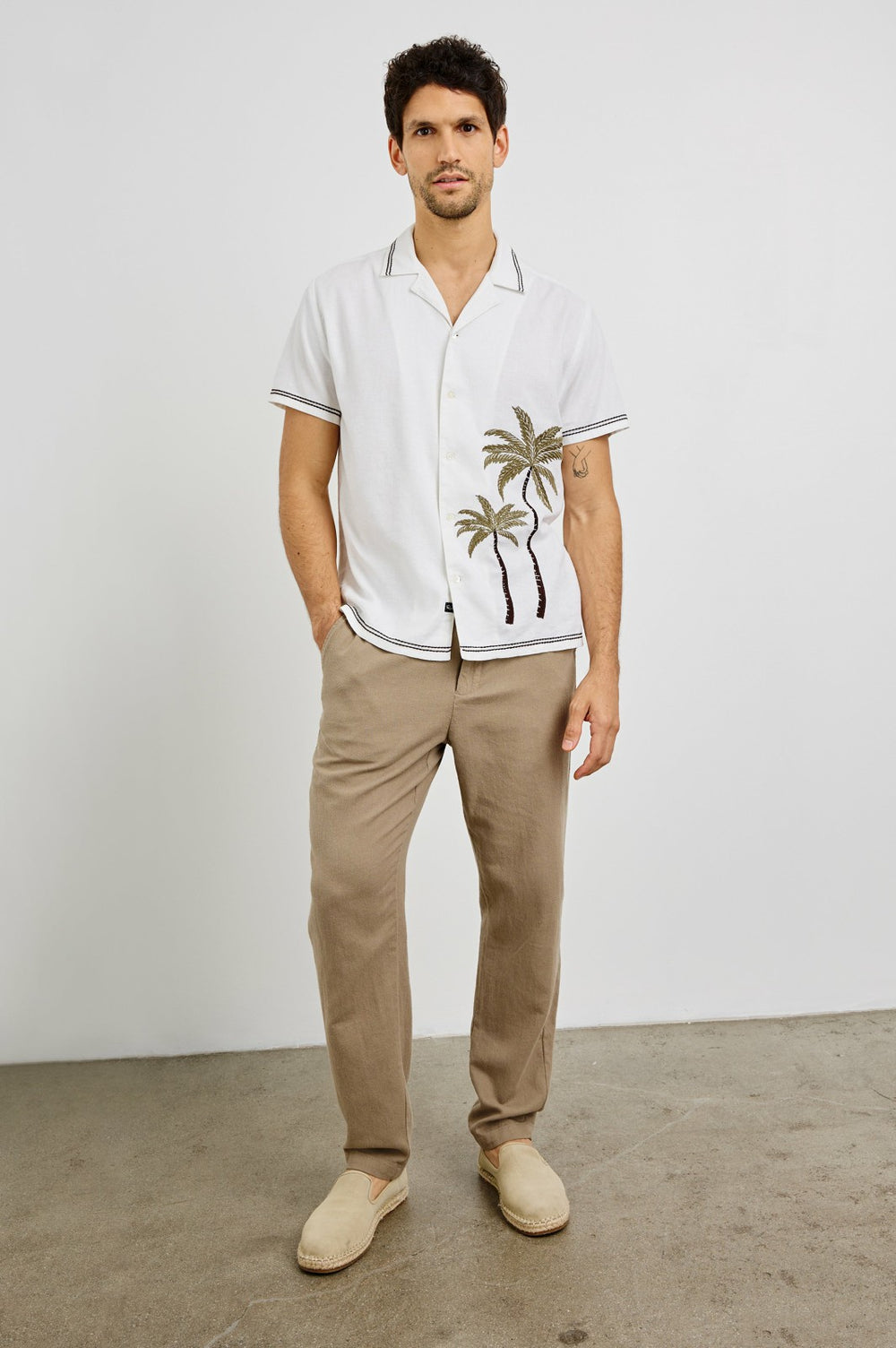 GIBSON SHIRT - WHITE BROWN PALM| Rails outlet