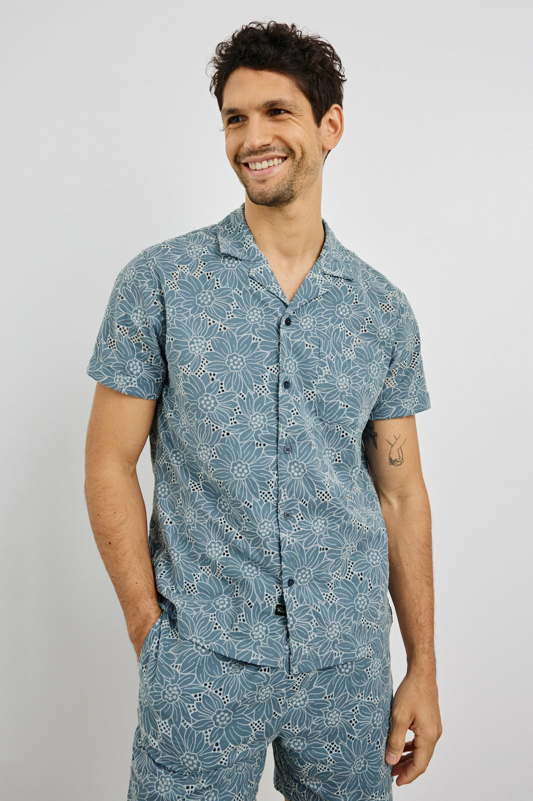 TYLER SHIRT - MULTI BLUE SUNFLOWER| Rails outlet