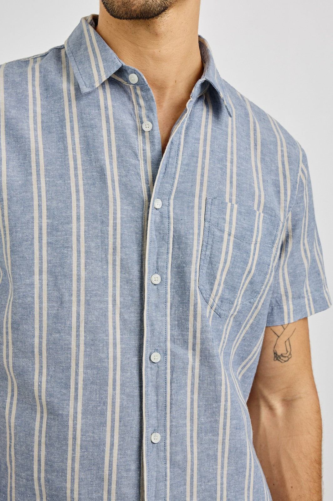 WILDER SHIRT - CHAMBRAY BUTTER| Rails online