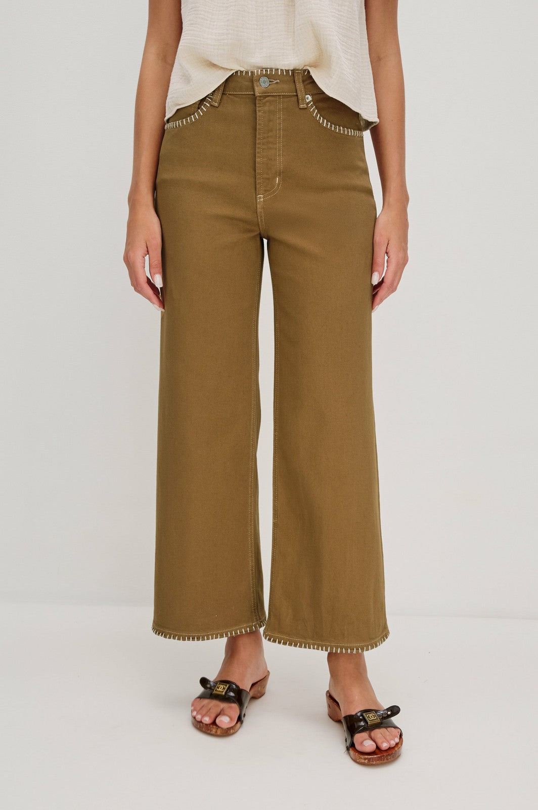 GETTY CROP WIDE LEG - SAFARI EMBROIDERED| Rails online
