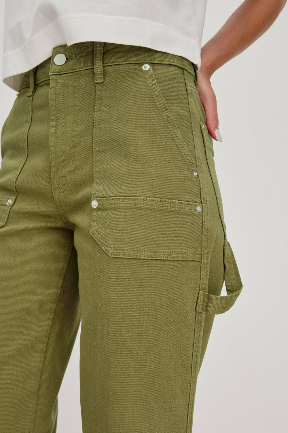 SILVERADO CARPENTER CROP - DARK OLIVE| Rails sale