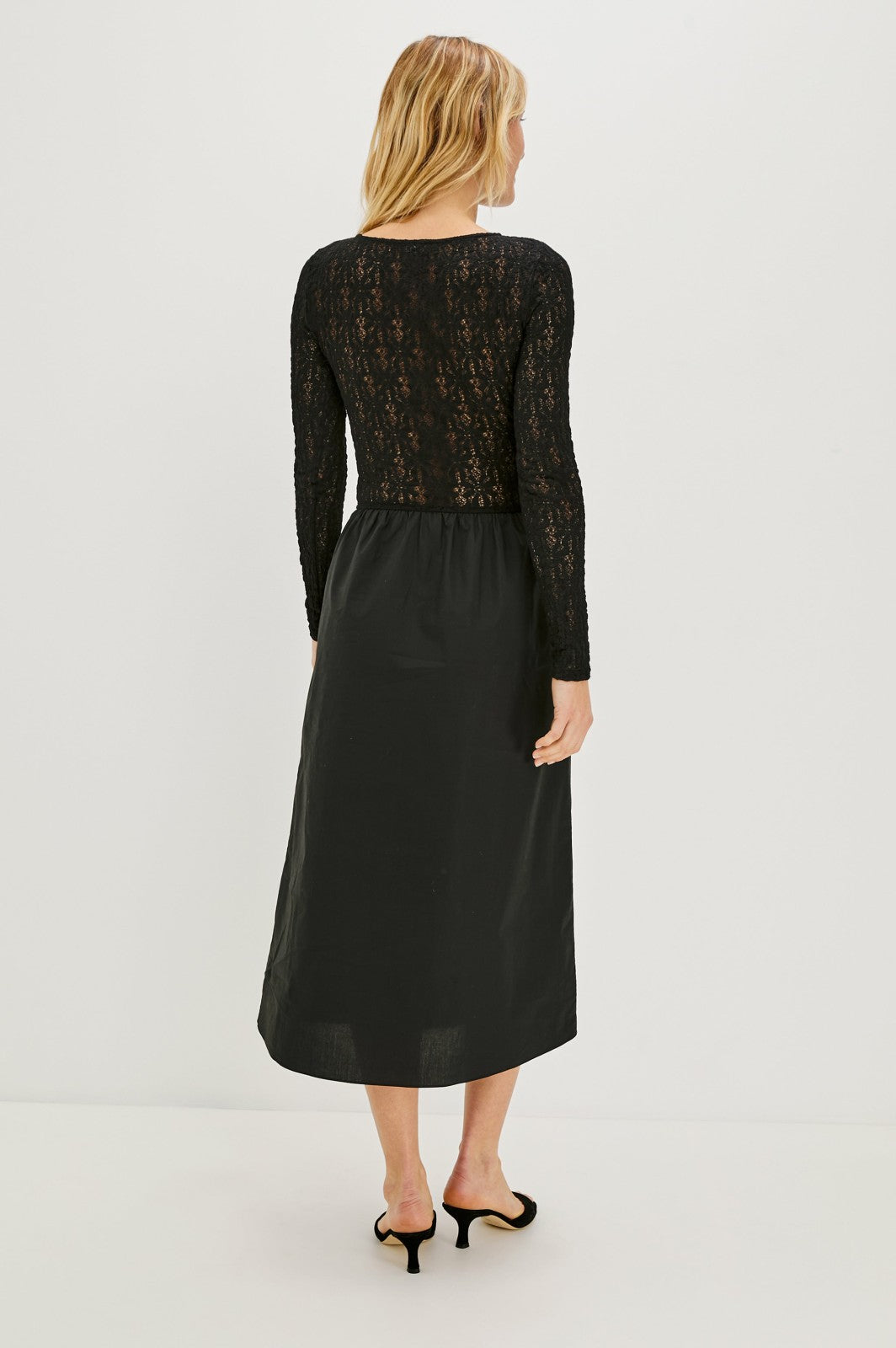 AMBERLY DRESS - BLACK LACE| Rails near me